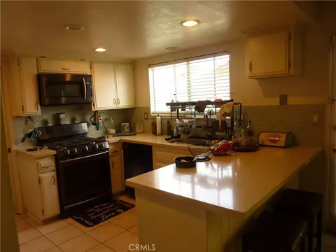 Other - 13766 Burning Tree Dr, Victorville, CA 92395 photo 12 of 34
