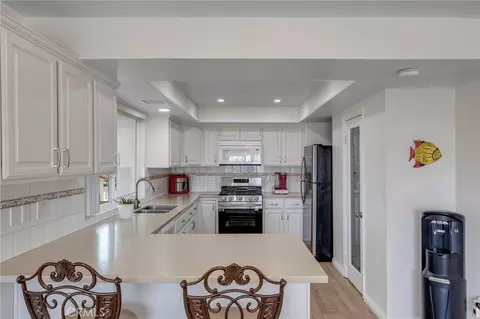 Kitchen - 8979 Alder, Rancho Cucamonga, CA 91730 photo 1 of 2