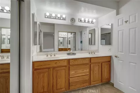 Bath - 8979 Alder, Rancho Cucamonga, CA 91730 photo 3 of 4