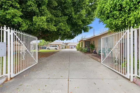Exterior - 2515 Mountain View Rd, El Monte, CA 91733 photo 3 of 16