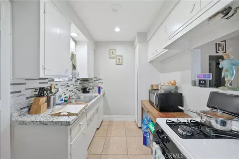 Kitchen - 2515 Mountain View Rd, El Monte, CA 91733 photo 1 of 1