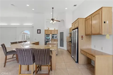 Kitchen - 2777 Brawley, Pinon Hills, CA 92372 photo 2 of 4