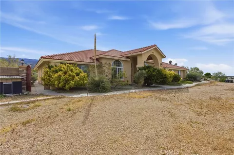 Exterior - 2777 Brawley, Pinon Hills, CA 92372 photo 1 of 5
