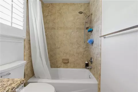 Bath - 2777 Brawley, Pinon Hills, CA 92372 photo 5 of 5