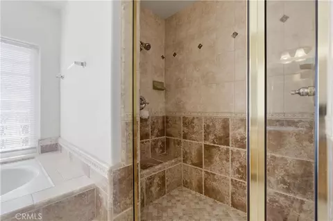 Bath - 2777 Brawley, Pinon Hills, CA 92372 photo 3 of 5