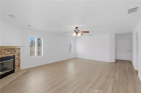 Living - 2777 Brawley, Pinon Hills, CA 92372 photo 6 of 7