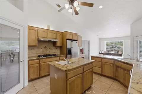 Kitchen - 2777 Brawley, Pinon Hills, CA 92372 photo 4 of 4