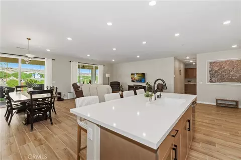 Kitchen - 1560 Foothill Dr, Banning, CA 92220 photo 3 of 4