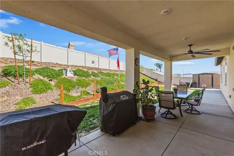 Exterior - 1560 Foothill Dr, Banning, CA 92220 photo 3 of 8