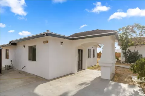 9888 Terrace Dr, Morongo Valley, CA 92256