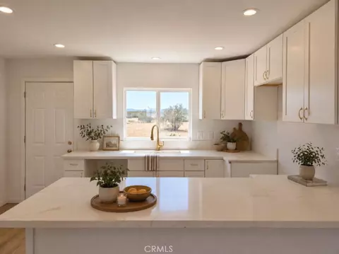 60033 Sespe, Landers, CA 92285 photo 7