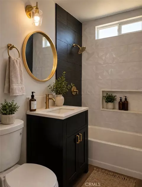 Bath - 60033 Sespe, Landers, CA 92285 photo 3 of 4