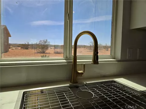 Kitchen - 60033 Sespe, Landers, CA 92285 photo 3 of 3