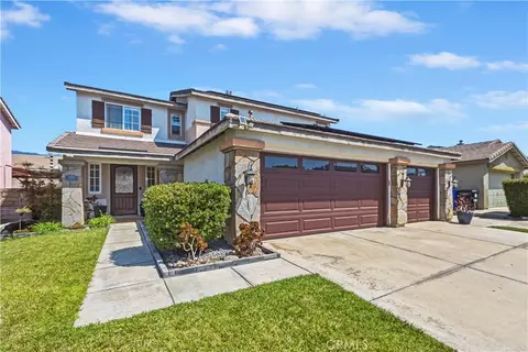 15458 Gatwick Ave, Fontana, CA 92336