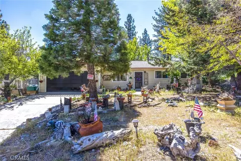 Exterior - 2164 Outer Hwy 2 Hwy S, Wrightwood, CA 92397 photo 13 of 14