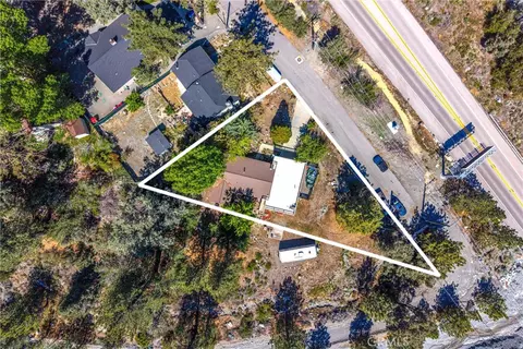 View/Area - 2164 Outer Hwy 2 Hwy S, Wrightwood, CA 92397 photo 7 of 8