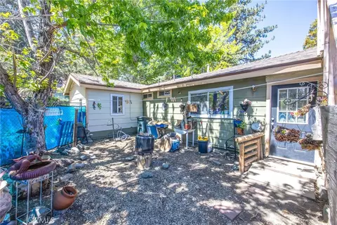 Exterior - 2164 Outer Hwy 2 Hwy S, Wrightwood, CA 92397 photo 10 of 14