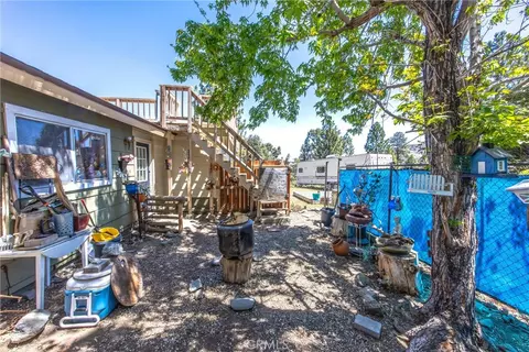 Exterior - 2164 Outer Hwy 2 Hwy S, Wrightwood, CA 92397 photo 11 of 14