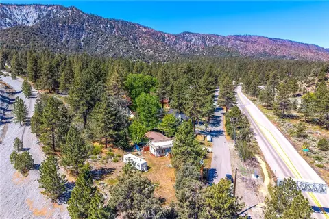 View/Area - 2164 Outer Hwy 2 Hwy S, Wrightwood, CA 92397 photo 4 of 8