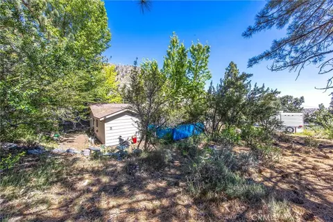 Exterior - 2164 Outer Hwy 2 Hwy S, Wrightwood, CA 92397 photo 7 of 14