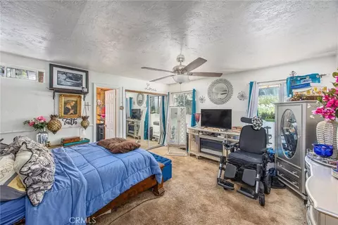 Bedroom - 2164 Outer Hwy 2 Hwy S, Wrightwood, CA 92397 photo 3 of 4