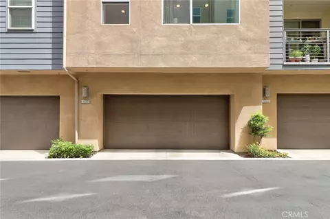 Exterior - 1012 Eucalipto Pl, Montebello, CA 90640 photo 2 of 7