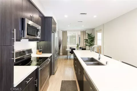 Kitchen - 1012 Eucalipto Pl, Montebello, CA 90640 photo 3 of 5