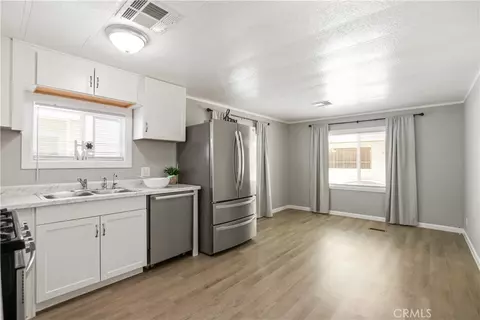 826 E Route 66 #12, Glendora, CA 91740 photo 5