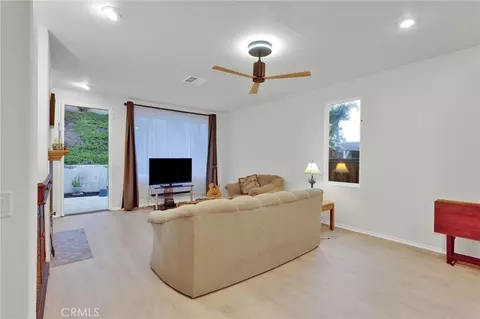 Living - 30809 Point Woods Ct, Temecula, CA 92591 photo 4 of 5