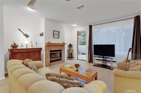 Living - 30809 Point Woods Ct, Temecula, CA 92591 photo 3 of 5