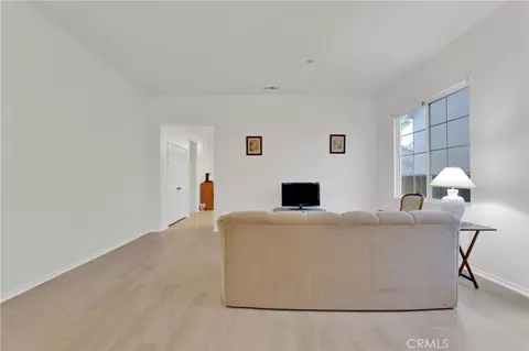 Living - 30809 Point Woods Ct, Temecula, CA 92591 photo 2 of 5