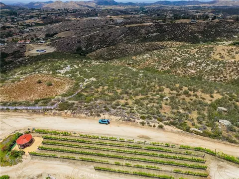 1 Gray Squirrel Rd, Temecula, CA 92592 photo 11