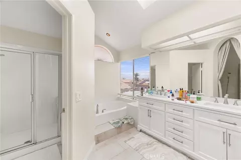 Bath - 10448 Agate, Mentone, CA 92359 photo 2 of 3
