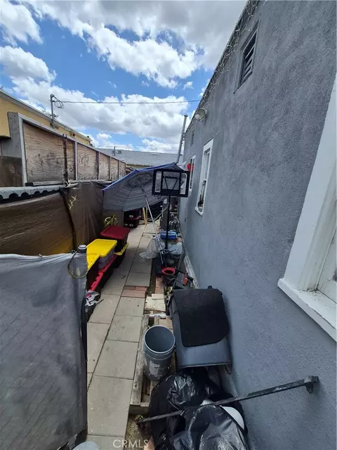 616 W Wilson, Pomona, CA 91768