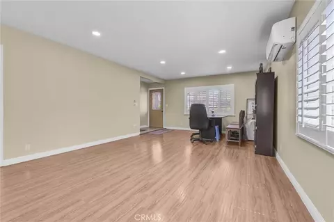 Living - 1325 Glen, Pasadena, CA 91103 photo 2 of 2