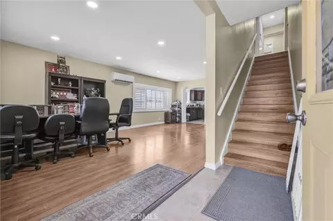 Entry Way - 1325 Glen, Pasadena, CA 91103 photo 1 of 3