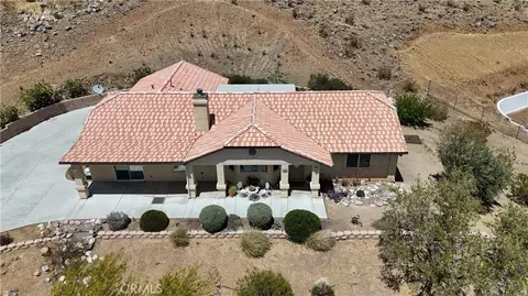 16190 Rancherias Rd, Apple Valley, CA 92307