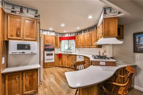 929 E Foothill Blvd #52, Upland, CA 91786 photo 2