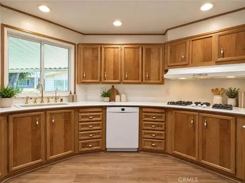 929 E Foothill Blvd #52, Upland, CA 91786 photo 25