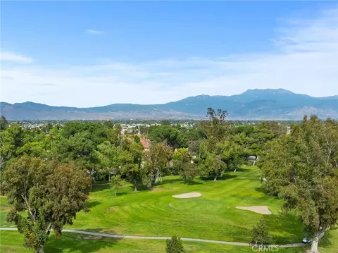 1507 Willow Leaf, Hemet, CA 92545 photo 2