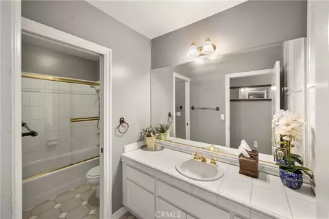 Bath - 613 E Sunset N, Redlands, CA 92373 photo 1 of 3
