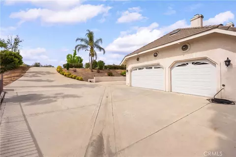 Other - 613 E Sunset N, Redlands, CA 92373 photo 2 of 7