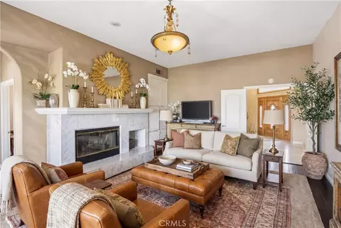 Living - 613 E Sunset N, Redlands, CA 92373 photo 2 of 3