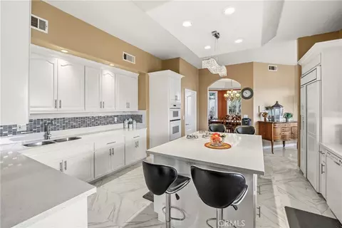 Kitchen - 613 E Sunset N, Redlands, CA 92373 photo 4 of 4