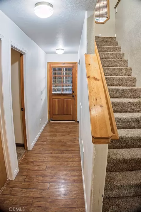 Entry Way - 24757 Basel Dr, Crestline, CA 92325 photo 1 of 1