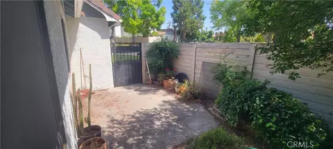 Exterior - 4 Dearborn Cir, Redlands, CA 92374 photo 5 of 7
