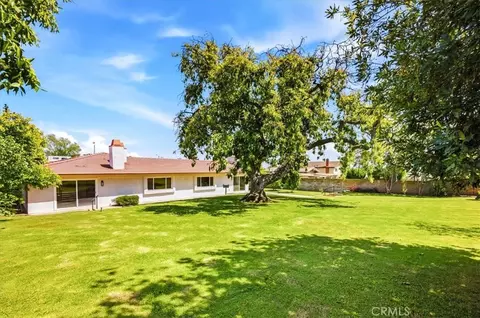 Exterior - 2015 N Palm, Upland, CA 91784 photo 14 of 15