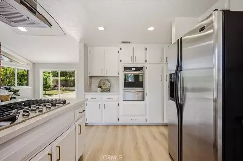 Kitchen - 2015 N Palm, Upland, CA 91784 photo 3 of 3