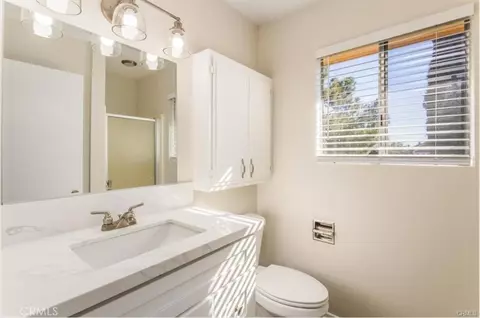 Bath - 34334 La Raye, Yucaipa, CA 92399 photo 2 of 2