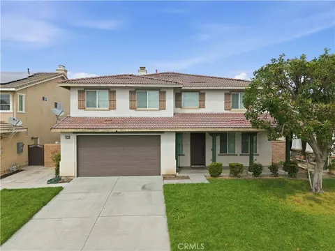 6710 Black Hawk Rd, Eastvale, CA 92880